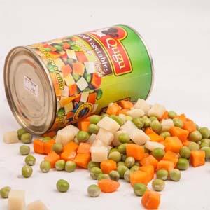 Canned green peas with carrots